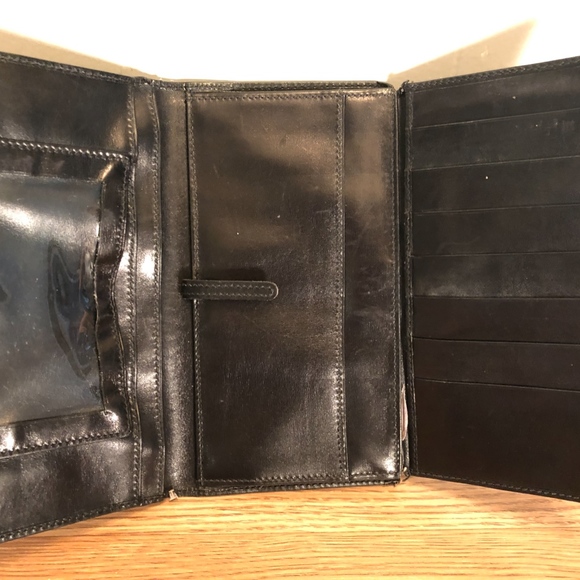 Vintage Gucci Wallet - Picture 4 of 8